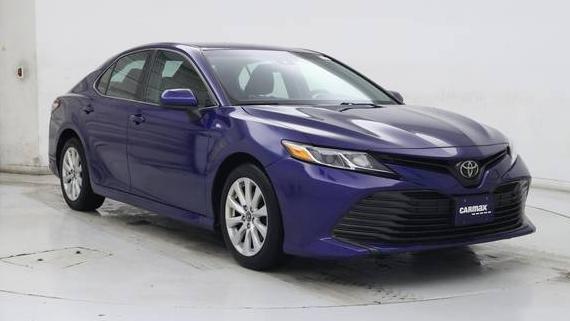 TOYOTA CAMRY 2018 4T1B11HK1JU658465 image