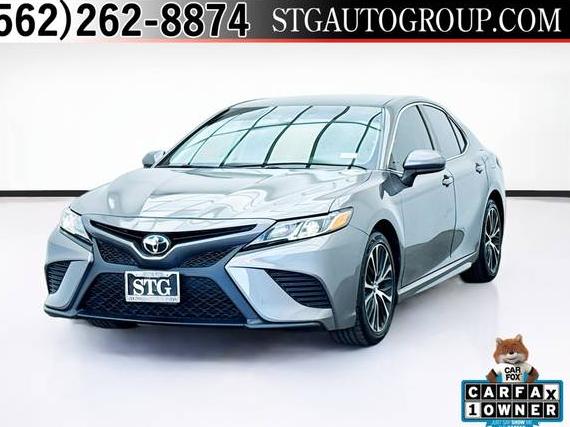 TOYOTA CAMRY 2018 4T1B11HK2JU103153 image