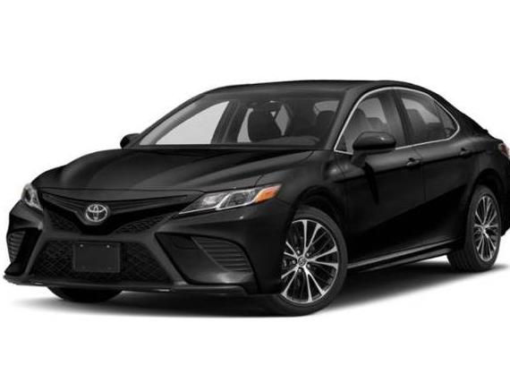 TOYOTA CAMRY 2018 4T1B11HK1JU627622 image