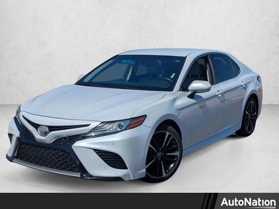 TOYOTA CAMRY 2018 4T1B61HK4JU059884 image