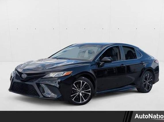 TOYOTA CAMRY 2018 4T1B11HKXJU085811 image TOYOTA CAMRY 2018 4T1B11HKXJU085811 image