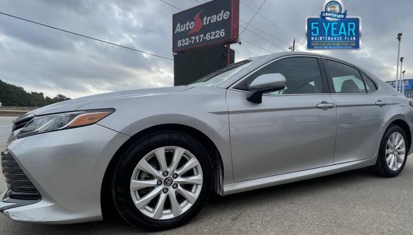 TOYOTA CAMRY 2018 4T1B11HK8JU608159 image