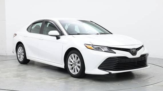 TOYOTA CAMRY 2018 4T1B11HK8JU081319 image