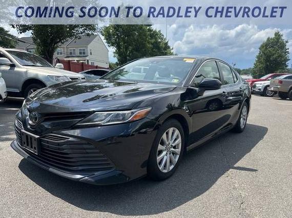 TOYOTA CAMRY 2018 JTNB11HK4J3022158 image