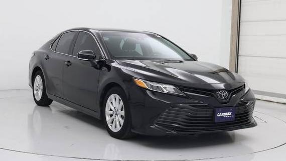 TOYOTA CAMRY 2018 4T1B11HK1JU038828 image