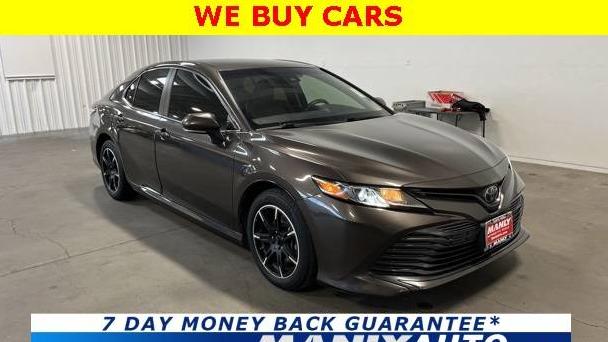 TOYOTA CAMRY 2018 JTNB11HK9J3065636 image