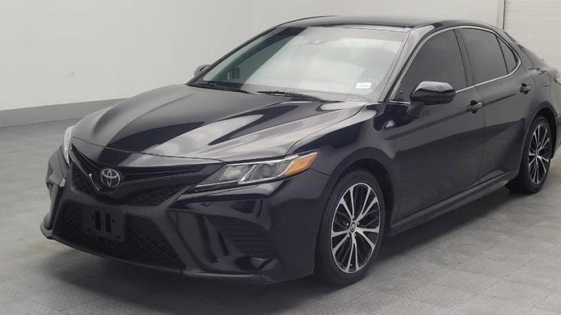 TOYOTA CAMRY 2018 4T1B11HK1JU674732 image