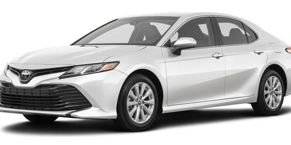 TOYOTA CAMRY 2018 4T1B11HK6JU141811 image