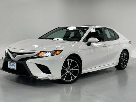 TOYOTA CAMRY 2018 4T1B11HK5JU667993 image TOYOTA CAMRY 2018 4T1B11HK5JU667993 image
