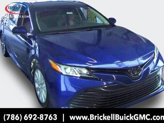 TOYOTA CAMRY 2018 4T1B11HK5JU625114 image