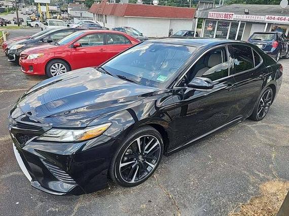 TOYOTA CAMRY 2018 4T1B61HK4JU032720 image