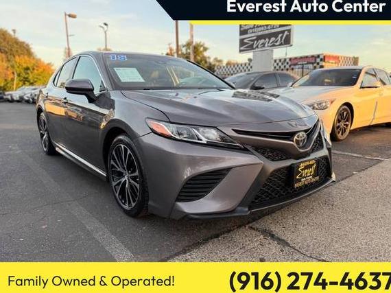 TOYOTA CAMRY 2018 4T1B11HK0JU601237 image