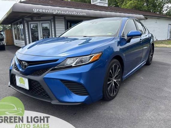 TOYOTA CAMRY 2018 4T1B11HK7JU119378 image