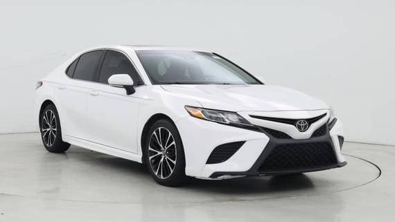 TOYOTA CAMRY 2018 4T1B11HK3JU021142 image