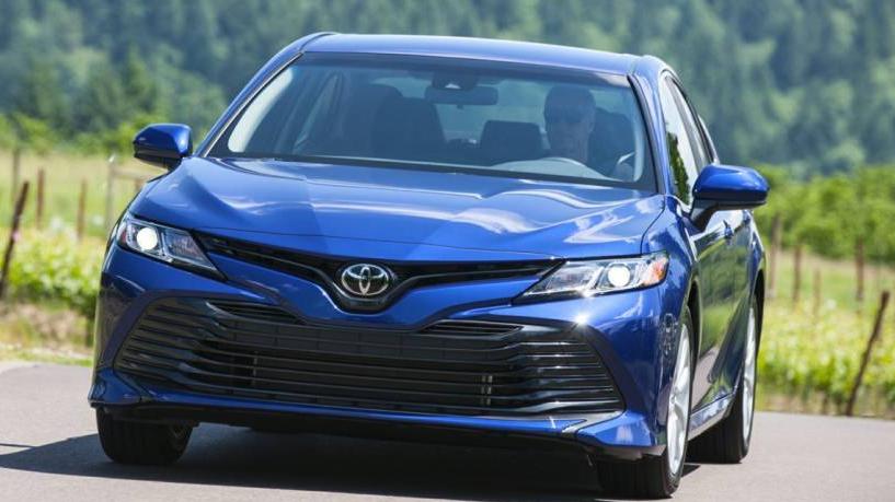 TOYOTA CAMRY 2018 JTNB11HK3J3045527 image