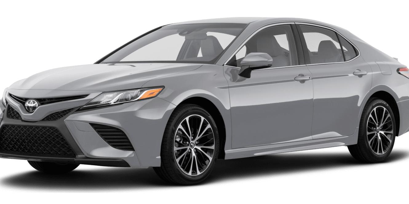 TOYOTA CAMRY 2018 4T1B11HK1JU574291 image