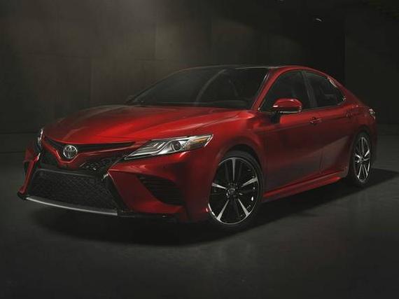 TOYOTA CAMRY 2018 4T1B11HKXJU030338 image