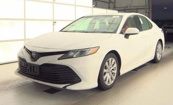 TOYOTA CAMRY 2018 4T1B11HK8JU595610 image