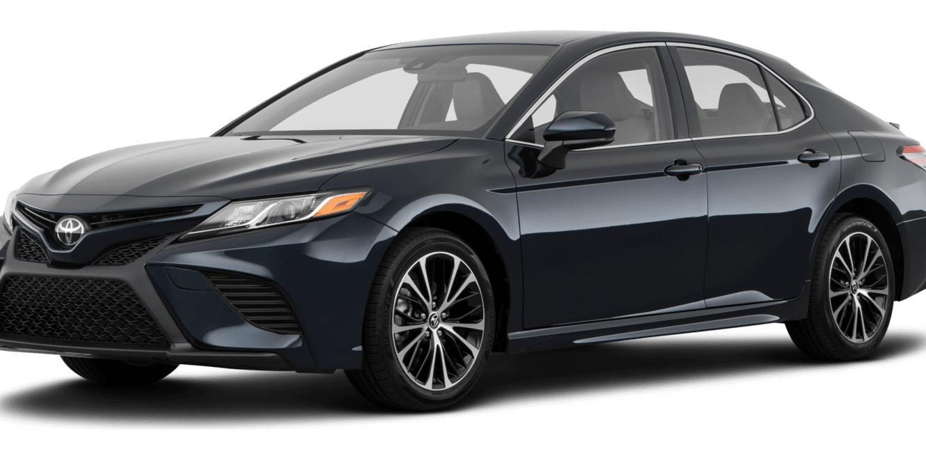 TOYOTA CAMRY 2018 4T1B11HK6JU019627 image