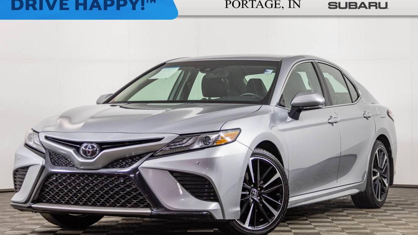 TOYOTA CAMRY 2018 4T1B61HK1JU137165 image