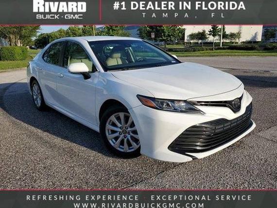 TOYOTA CAMRY 2018 4T1B11HK9JU043274 image