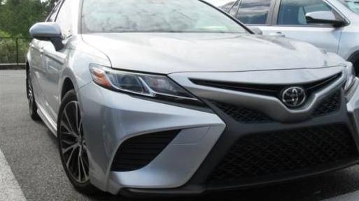 TOYOTA CAMRY 2018 JTNB11HK5J3017311 image