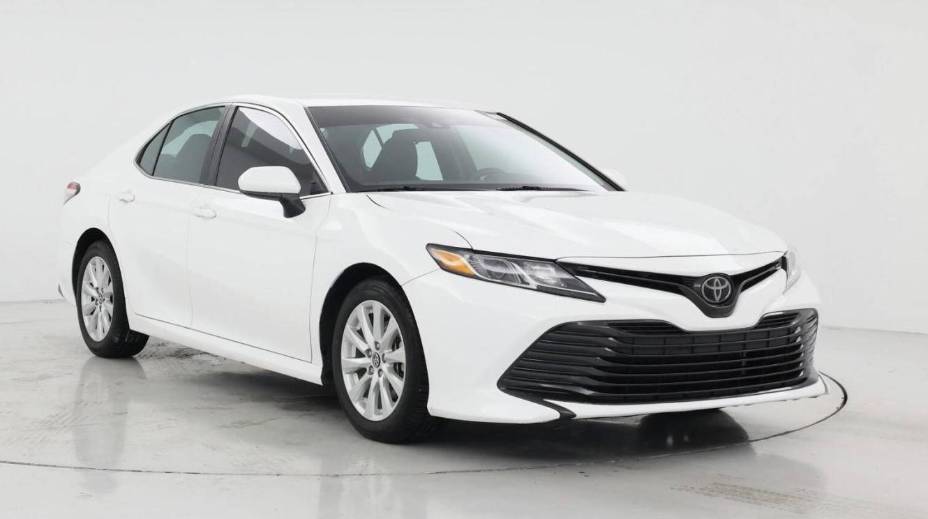 TOYOTA CAMRY 2018 4T1B11HK1JU104908 image