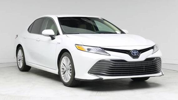 TOYOTA CAMRY 2018 4T1B21HK3JU006055 image