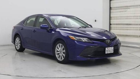 TOYOTA CAMRY 2018 JTNB11HK4J3045035 image