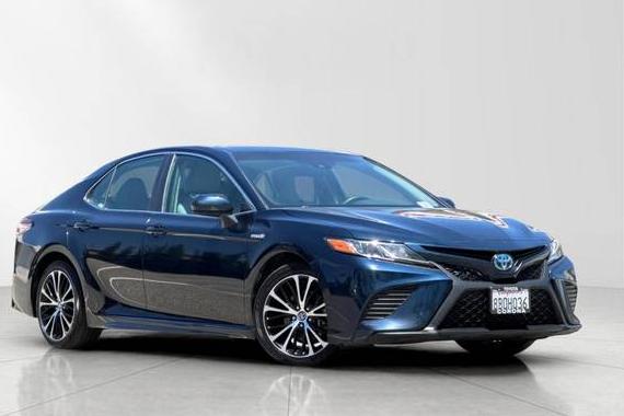 TOYOTA CAMRY 2018 4T1B21HK7JU501097 image