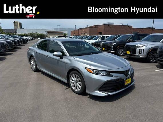 TOYOTA CAMRY 2018 4T1B11HK3JU616864 image