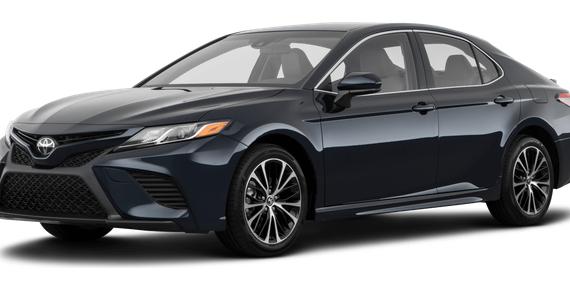 TOYOTA CAMRY 2018 4T1B61HK9JU069584 image