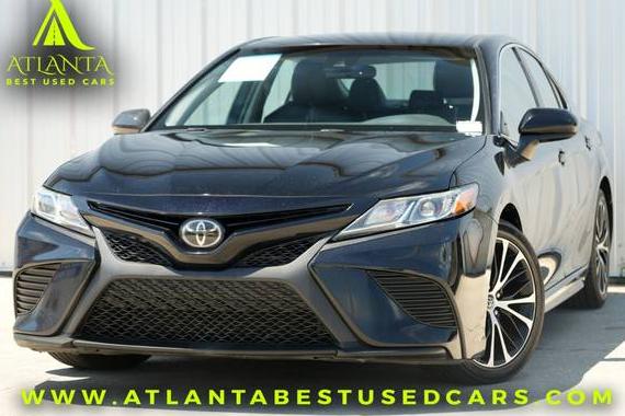 TOYOTA CAMRY 2018 4T1B11HK3JU581694 image