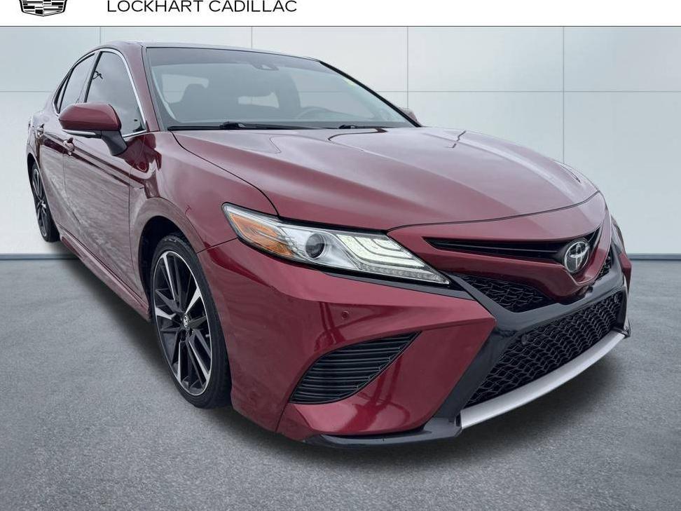 TOYOTA CAMRY 2018 4T1B61HK2JU669590 image