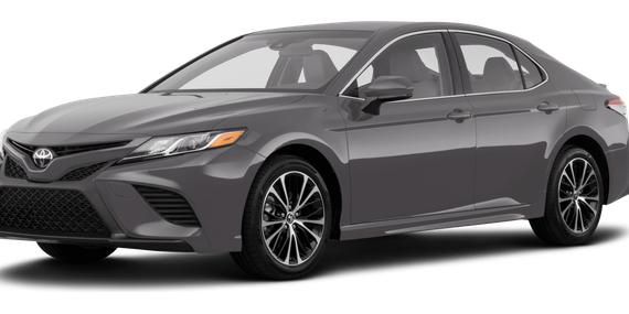 TOYOTA CAMRY 2018 4T1B61HK4JU017764 image