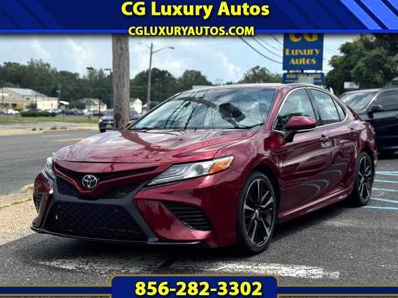TOYOTA CAMRY 2018 4T1B61HK4JU553601 image