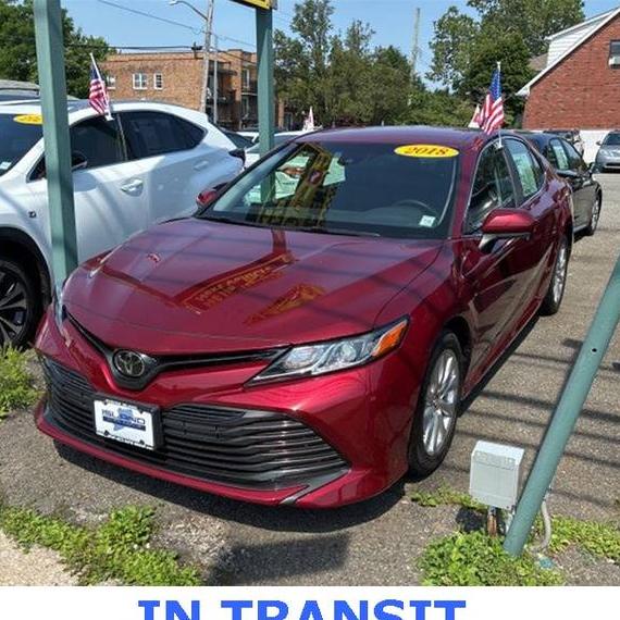 TOYOTA CAMRY 2018 4T1B11HK5JU636503 image