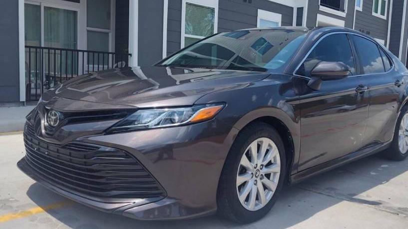 TOYOTA CAMRY 2018 4T1B11HK5JU534828 image