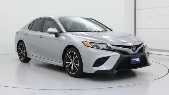 TOYOTA CAMRY 2018 4T1B11HK0JU120629 image