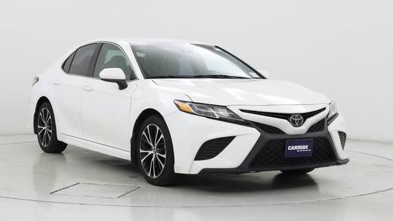 TOYOTA CAMRY 2018 4T1B11HK2JU663951 image