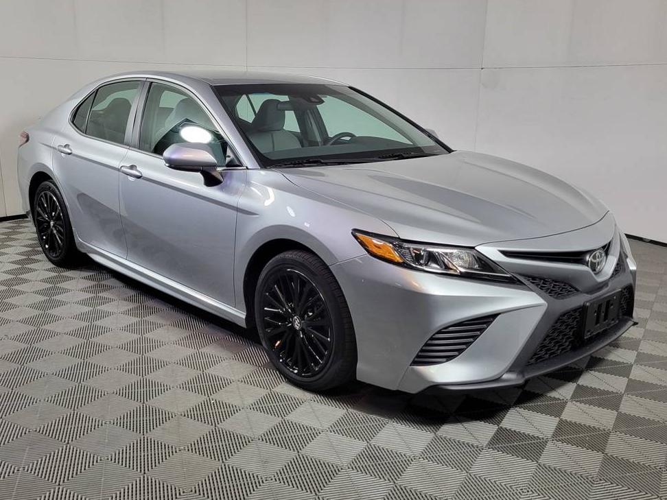 TOYOTA CAMRY 2018 4T1B11HK4JU086789 image