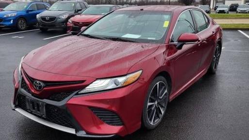 TOYOTA CAMRY 2018 4T1B61HK4JU530271 image