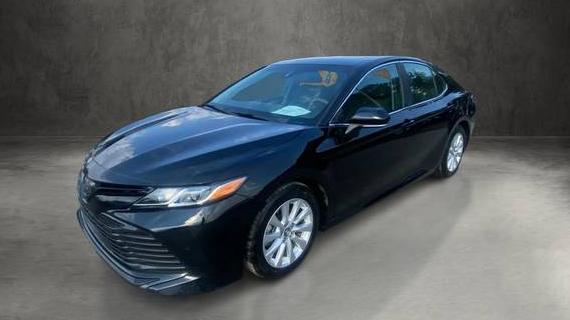 TOYOTA CAMRY 2018 4T1B11HK8JU535374 image