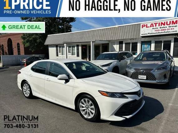 TOYOTA CAMRY 2018 JTNB11HK9J3009082 image