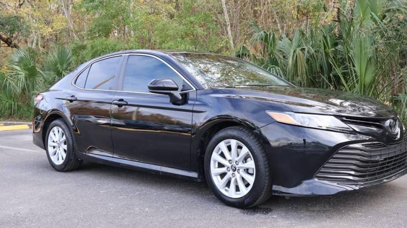 TOYOTA CAMRY 2018 4T1B11HK6JU099463 image