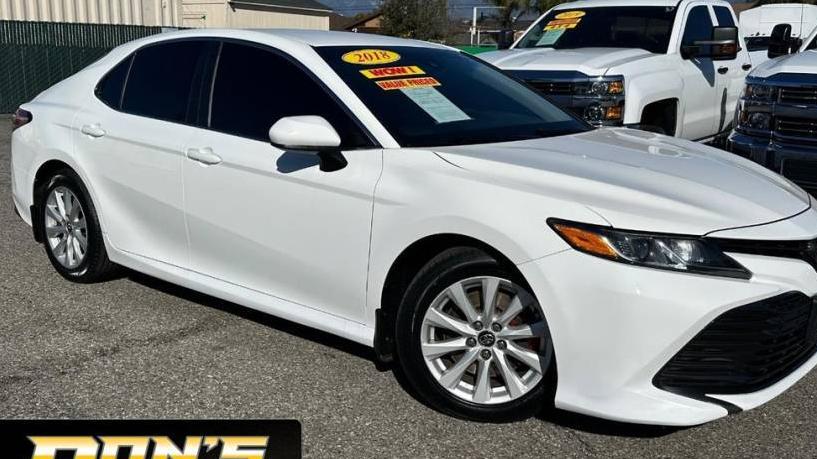 TOYOTA CAMRY 2018 4T1B11HK4JU075176 image