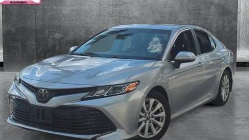 TOYOTA CAMRY 2018 4T1B11HK9JU676146 image