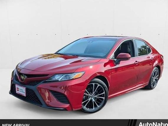TOYOTA CAMRY 2018 4T1B11HK4JU581123 image