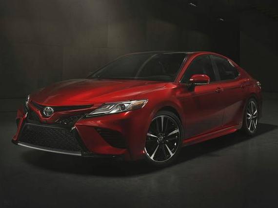 TOYOTA CAMRY 2018 4T1B61HK2JU110556 image