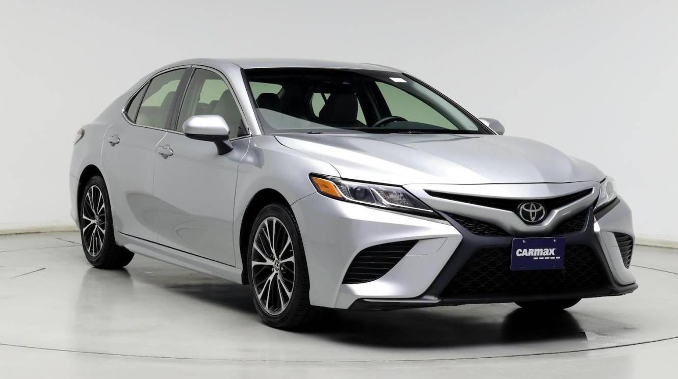 TOYOTA CAMRY 2018 JTNB11HK8J3035009 image